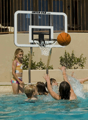kids play water basketball